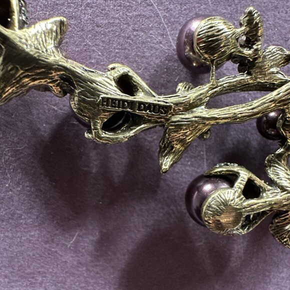 Heidi Daus Vine & Divine Faux Pearl Crystal Drop Necklace Box and Warranty Card - Picture 4 of 8